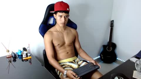 Snapshot of juan_da01 chatting on January 13, 3:45 am JuanDa online show from January 13, 3:45 am