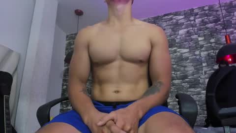 Snapshot of juan_jsmith chatting on March 7, 6:43 pm juan_jsmith online show from March 7, 6:43 pm