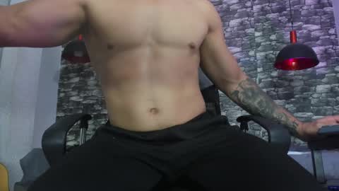 Snapshot of juan_jsmith chatting on March 12, 12:31 am juan_jsmith online show from March 12, 12:31 am