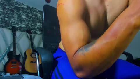 Snapshot of juan_jsmith chatting on October 21, 8:53 pm juan_jsmith online show from October 21, 8:53 pm