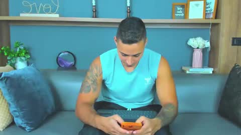 juan_muscle online show from February 8, 12:28 am