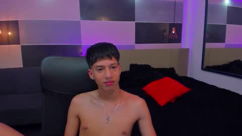 JuanSteven online show from December 11, 7:31 am