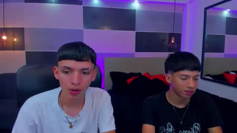 JuanSteven online show from December 18, 4:42 am