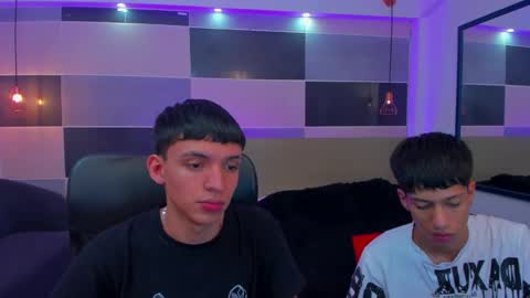 JuanSteven online show from January 25, 3:20 pm