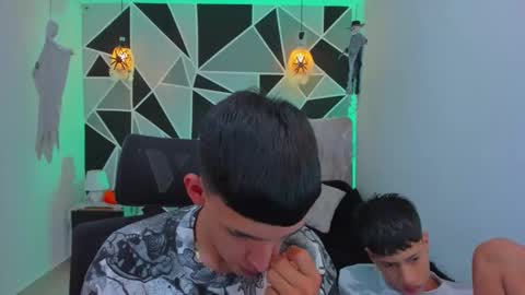 JuanSteven online show from October 29, 4:26 am