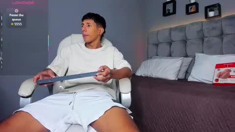 Snapshot of juan_zabala chatting on September 29, 12:10 pm Juan online show from September 29, 12:10 pm