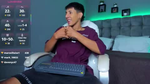 Snapshot of juan_zabala chatting on September 30, 11:37 am Juan online show from September 30, 11:37 am