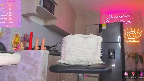 Snapshot of juana18quintero chatting on September 27, 5:56 am JUANA VALENTINA QUINTERO independent model ONLY FANS --- Juanaquintero online show from September 27, 5:56 am