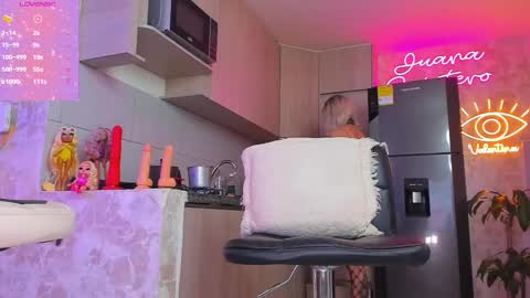 Snapshot of juana18quintero chatting on October 29, 12:29 pm JUANA VALENTINA QUINTERO independent model ONLY FANS --- Juanaquintero online show from October 29, 12:29 pm