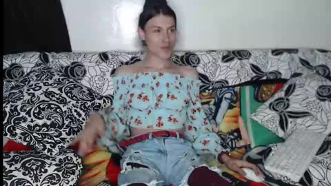 Snapshot of juanavelez9311 chatting on January 17, 5:32 am JUANA ALEJANDRA VELEZ online show from January 17, 5:32 am