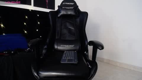 Snapshot of juancamilo66_ chatting on February 8, 4:04 pm juancamilo66_ online show from February 8, 4:04 pm