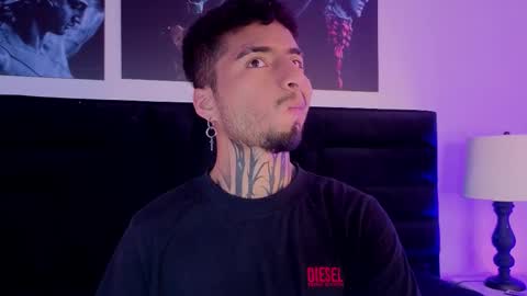 juancamilo66_ online show from February 21, 11:39 pm