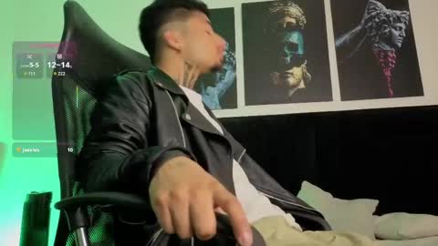 juancamilo66_ online show from April 22, 12:46 am
