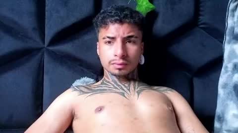 juancamilo66_ online show from May 10, 7:08 pm
