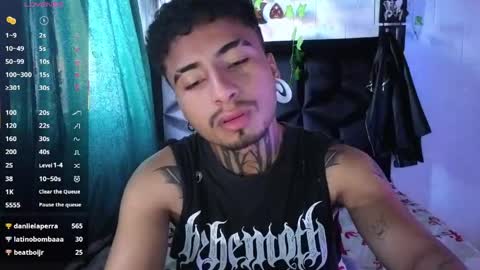 juancamilo66_ online show from May 12, 4:15 pm