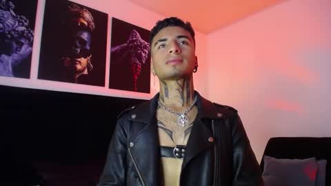 Snapshot of juancamilo_66 chatting on January 4, 9:20 pm Juan online show from January 4, 9:20 pm