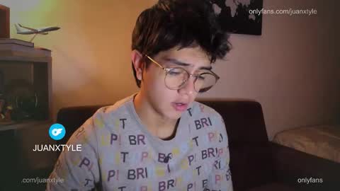 . online show from December 22, 7:55 pm