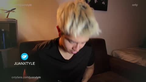 . online show from February 25, 6:28 pm