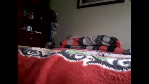 Snapshot of juanchito393 chatting on December 9, 1:24 pm Juanchito393s online show from December 9, 1:24 pm