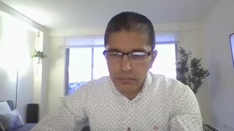 Snapshot of juanearth1 chatting on February 10, 10:25 pm juanearth1 online show from February 10, 10:25 pm