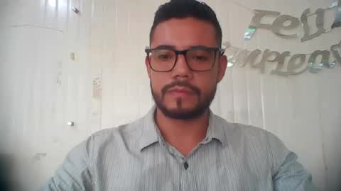 Snapshot of juanfe_style chatting on December 16, 4:01 pm juanfe_style online show from December 16, 4:01 pm