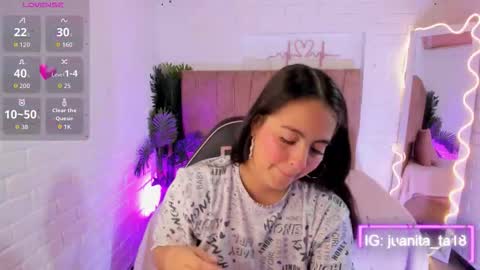 Snapshot of juanita_tay chatting on September 24, 11:35 am JUANITA online show from September 24, 11:35 am