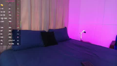 Blue online show from September 29, 4:12 pm