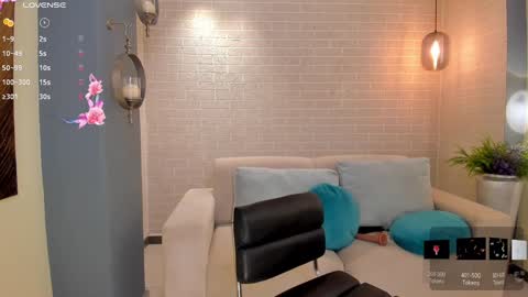 Juanita Clay online show from December 26, 5:51 pm