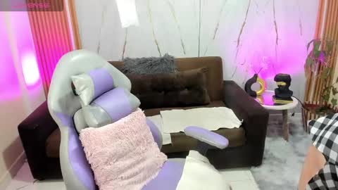 Snapshot of juanitarubia chatting on October 21, 7:36 pm juanitarubia online show from October 21, 7:36 pm