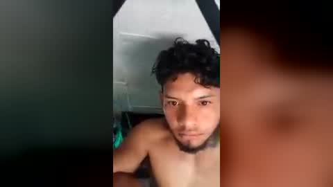 Snapshot of juanjoking699 chatting on June 23, 1:09 pm Msculos de la prisin online show from June 23, 1:09 pm