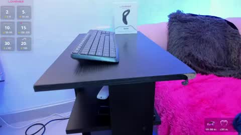 JUAN  online show from May 9, 6:07 am