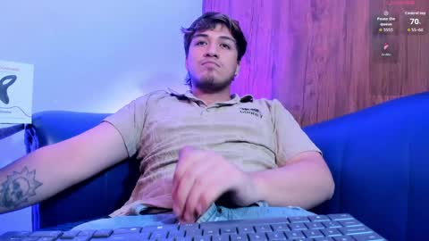 JUAN  online show from May 17, 5:16 am
