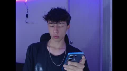 juanmres online show from December 22, 6:27 pm