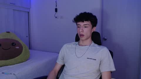 juanmres online show from April 28, 2:22 pm