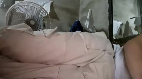 Snapshot of juansex741 chatting on February 17, 5:14 am juansex741 online show from February 17, 5:14 am