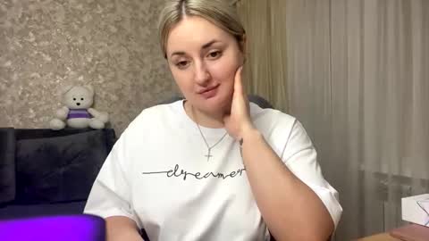 JudeValenti online show from October 14, 6:20 pm