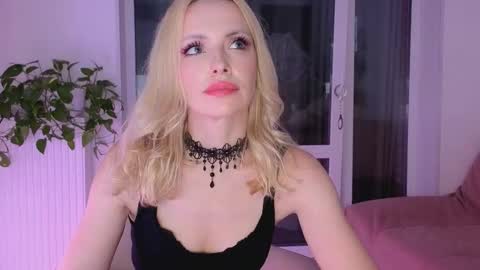Goddess Julia online show from September 21, 6:31 pm
