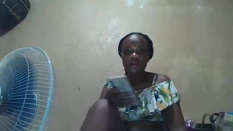 juice_petite3 online show from February 25, 12:58 am