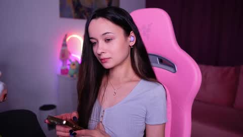Angelina online show from May 12, 3:20 pm