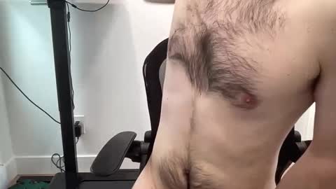 Snapshot of juicy_boy21 chatting on November 13, 4:50 pm juicy boy21 online show from November 13, 4:50 pm