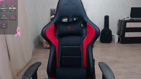 juicy_jesss online show from April 28, 7:52 pm