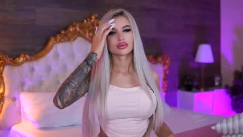 Snapshot of juicy_jessye chatting on October 1, 8:04 pm Jessye online show from October 1, 8:04 pm