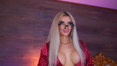 Snapshot of juicy_jessye chatting on October 24, 8:16 pm Jessye online show from October 24, 8:16 pm