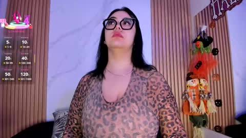 Juicy online show from November 1, 11:12 am