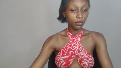 Snapshot of juicy_pinkpussy564197 chatting on March 22, 10:51 am olivia online show from March 22, 10:51 am