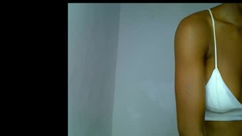 Snapshot of juicy_pinkpussy564197 chatting on July 2, 6:47 pm olivia online show from July 2, 6:47 pm
