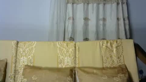 stellah online show from January 10, 3:19 am