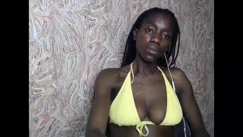 queen online show from January 28, 11:39 pm