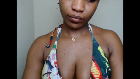 Snapshot of juicycuntx chatting on September 9, 7:13 pm juicycuntx online show from September 9, 7:13 pm