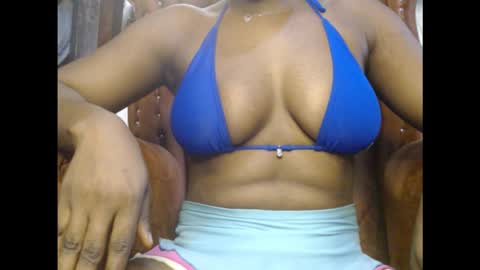 juicycuntx online show from November 28, 8:28 am